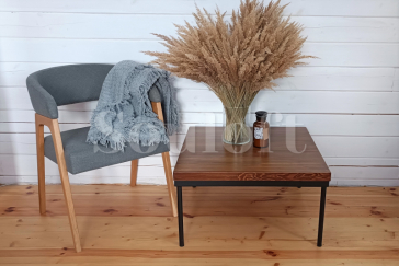 Приставные и кофейные столики