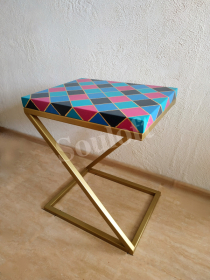 Приставные и кофейные столики 8